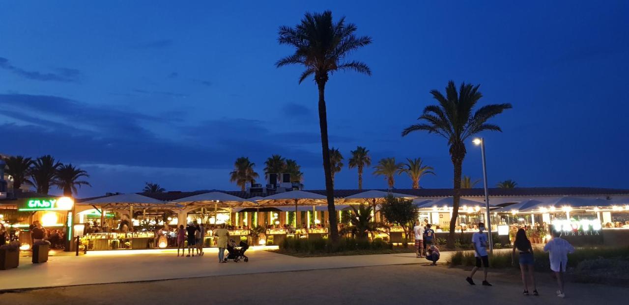 Appartement Sur Empuriabrava A 100 M De La Mer Exterior photo